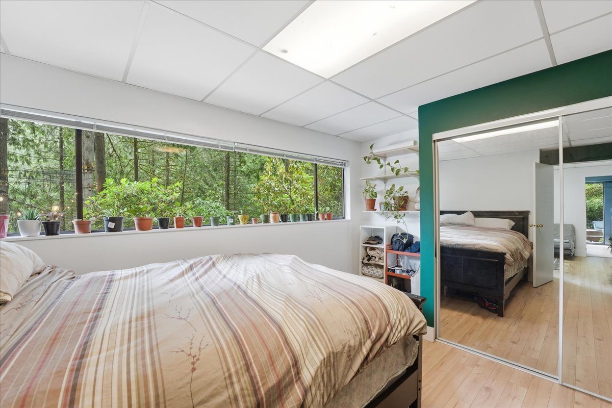 Secondary suite bedroom