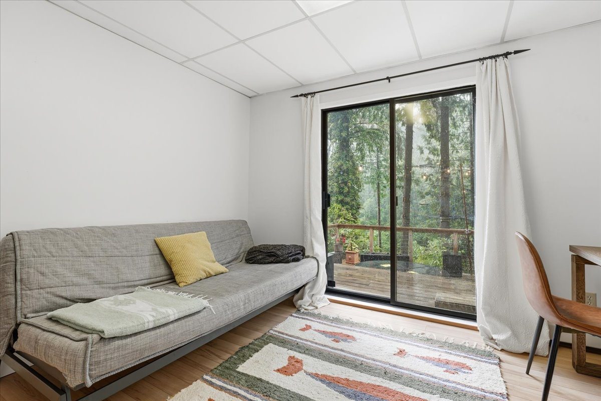 Second view of the secondary suite living room