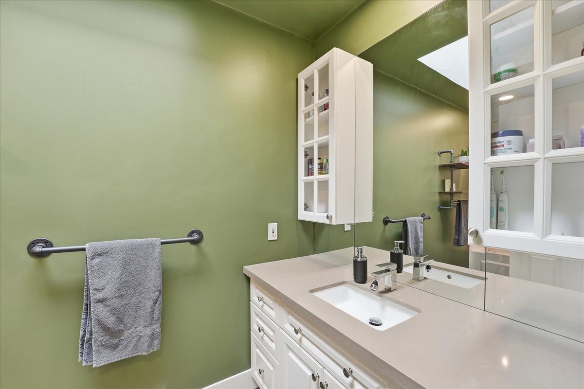 Upper bathroom